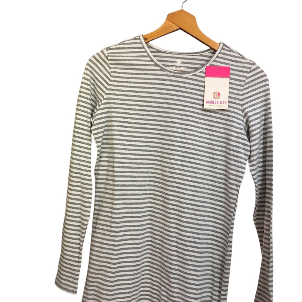 Gray Striped‎ Long Sleeve Tee